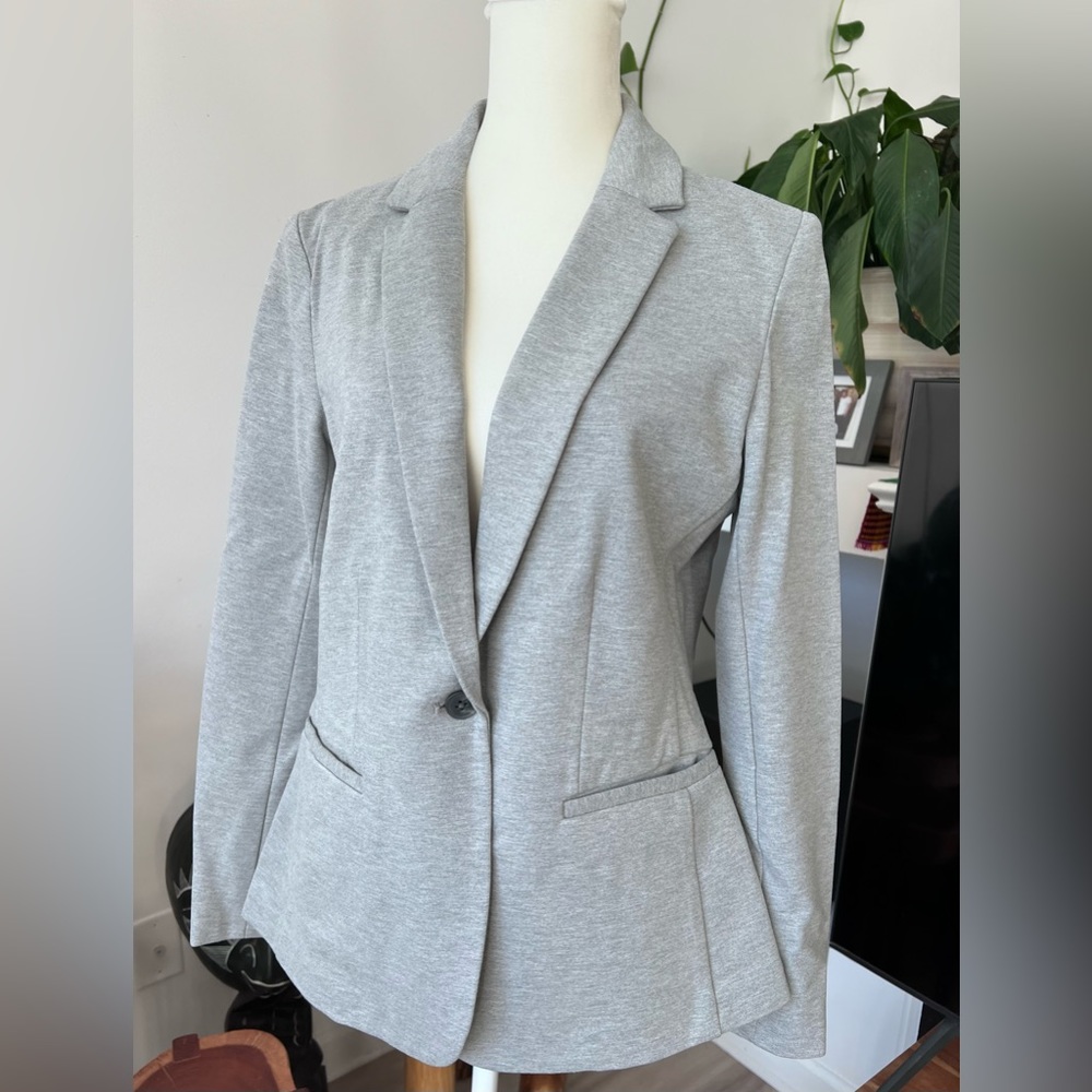 Women’s blazer.